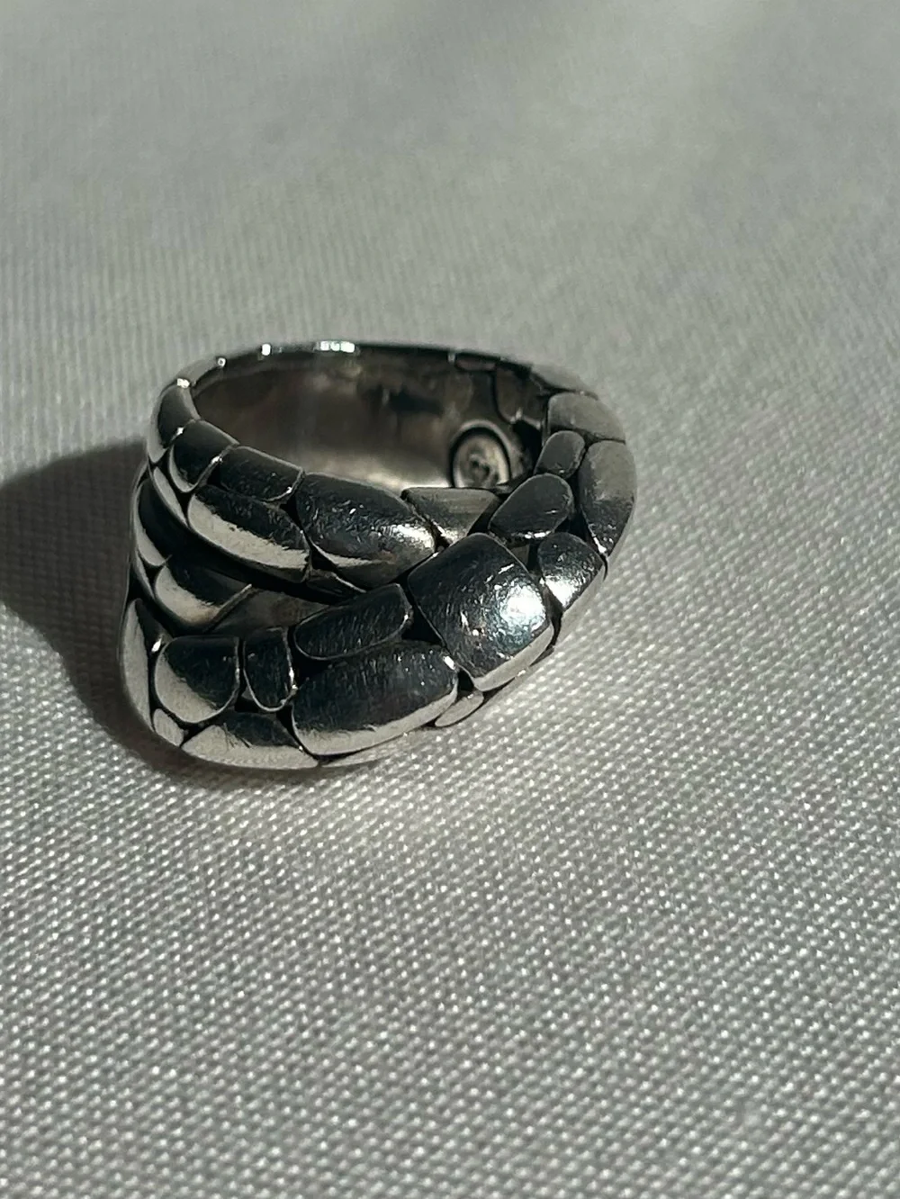 JOHN HARDY STERLING SILVER KALI PEBBLE CROSSOVER